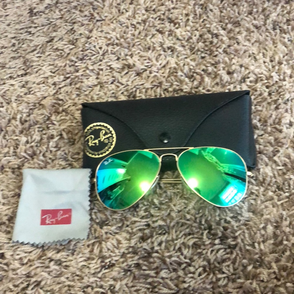 Ray-Ban Aviator - Picture 1 of 1